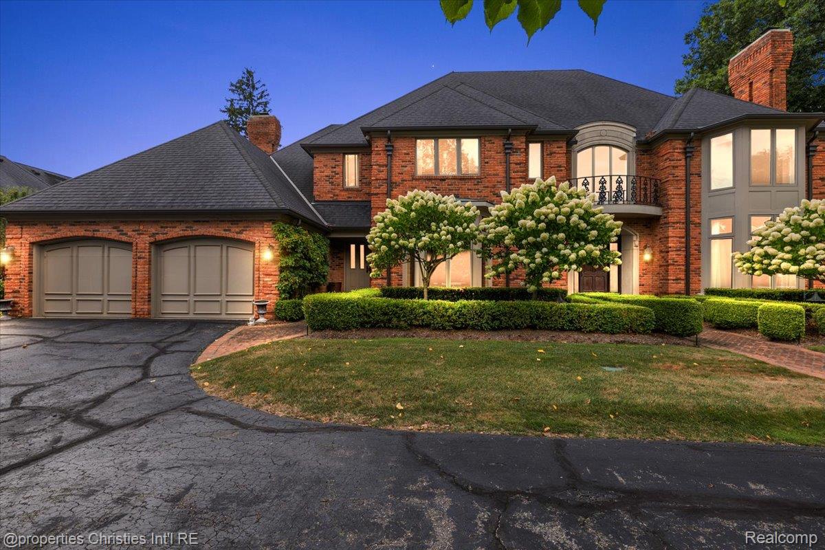 1 Provencal Road Property Photo 1