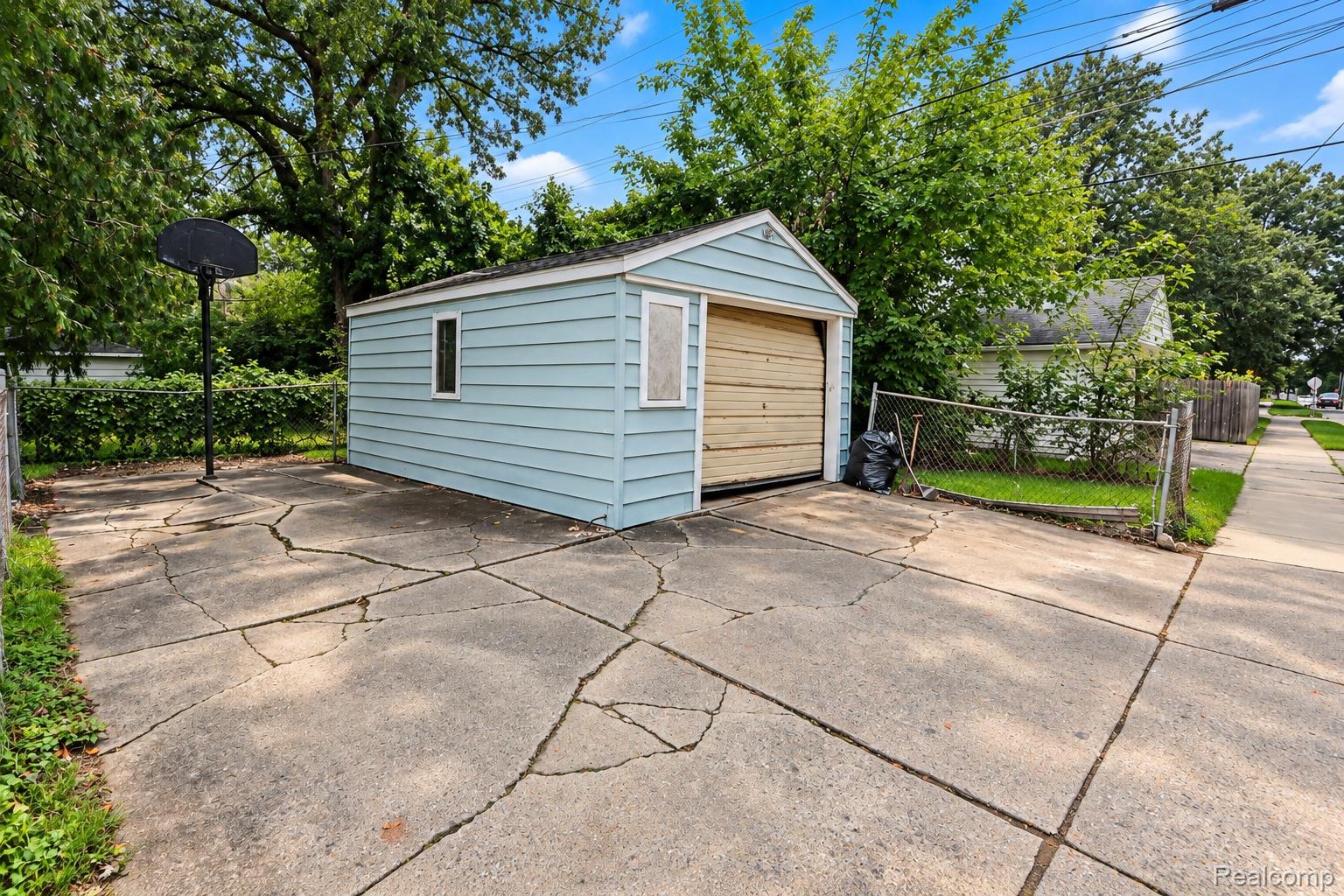 18317 Dalby Property Photo 12