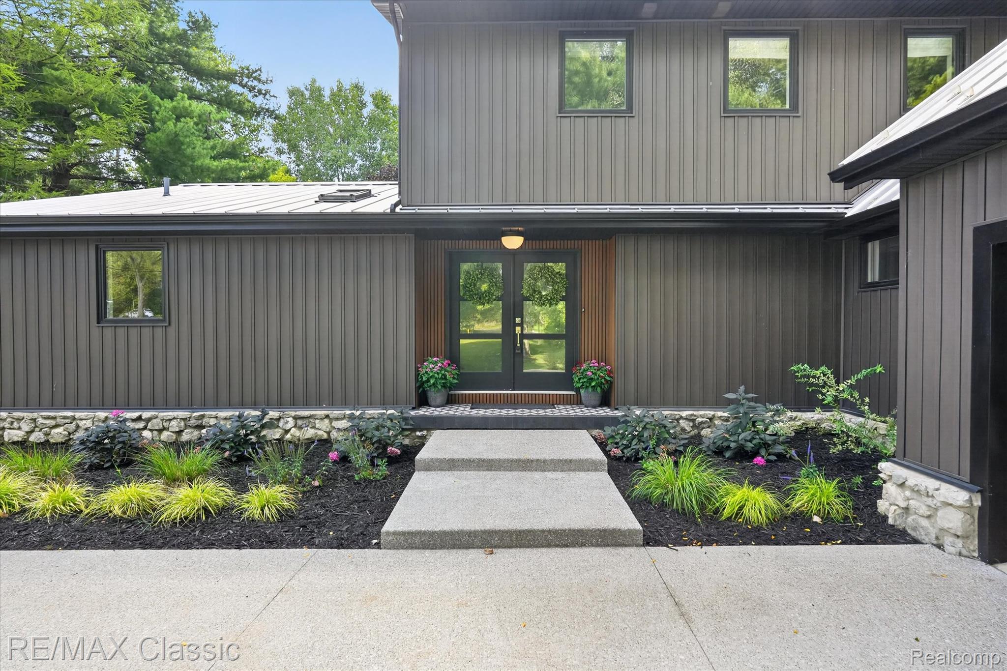 1030 Kurtz Road Property Photo 4