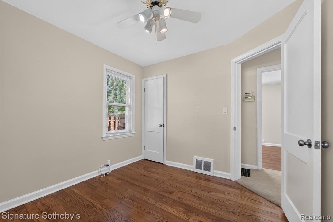 4139 Griffith Avenue Property Photo 21