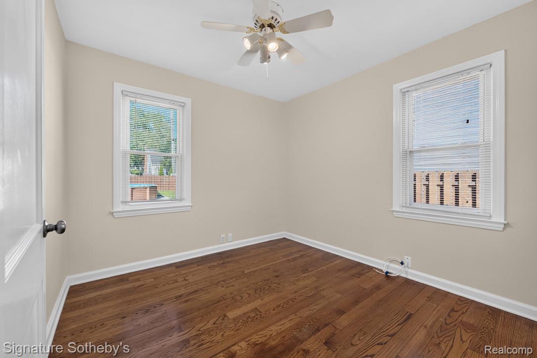 4139 Griffith Avenue Property Photo 23