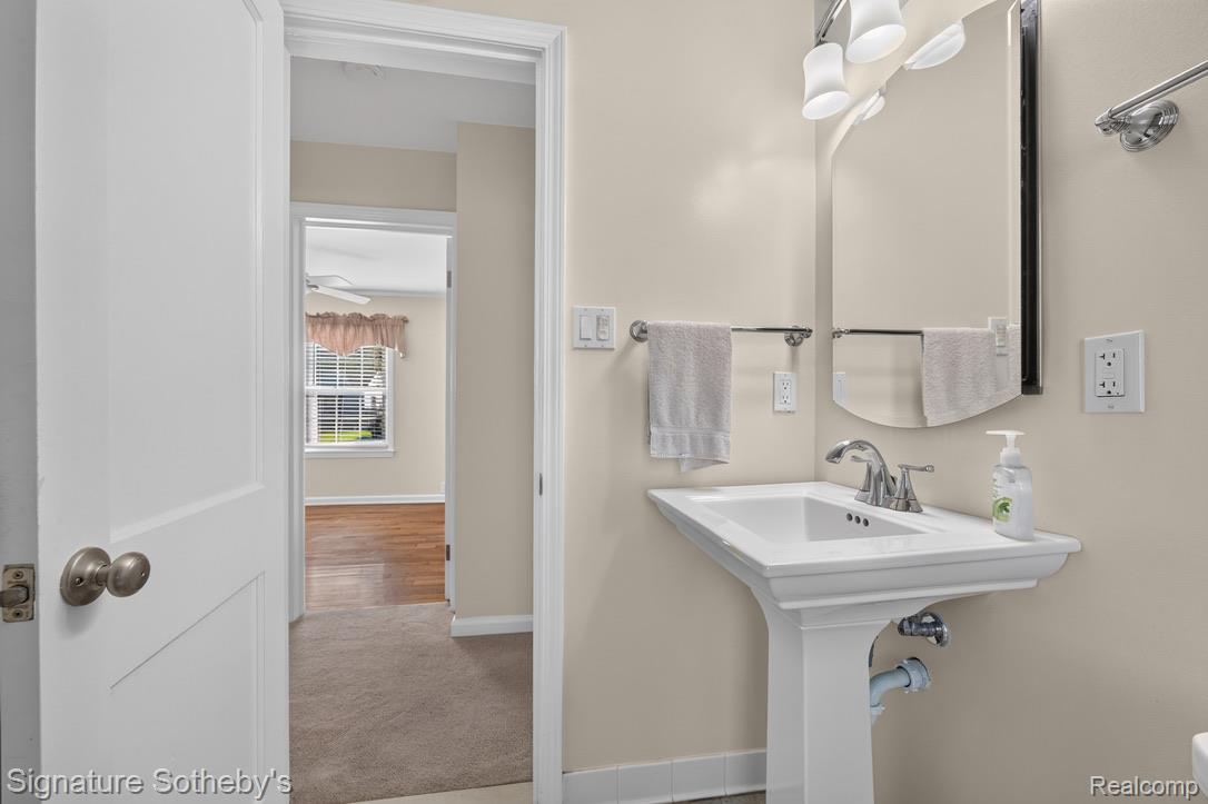 4139 Griffith Avenue Property Photo 24