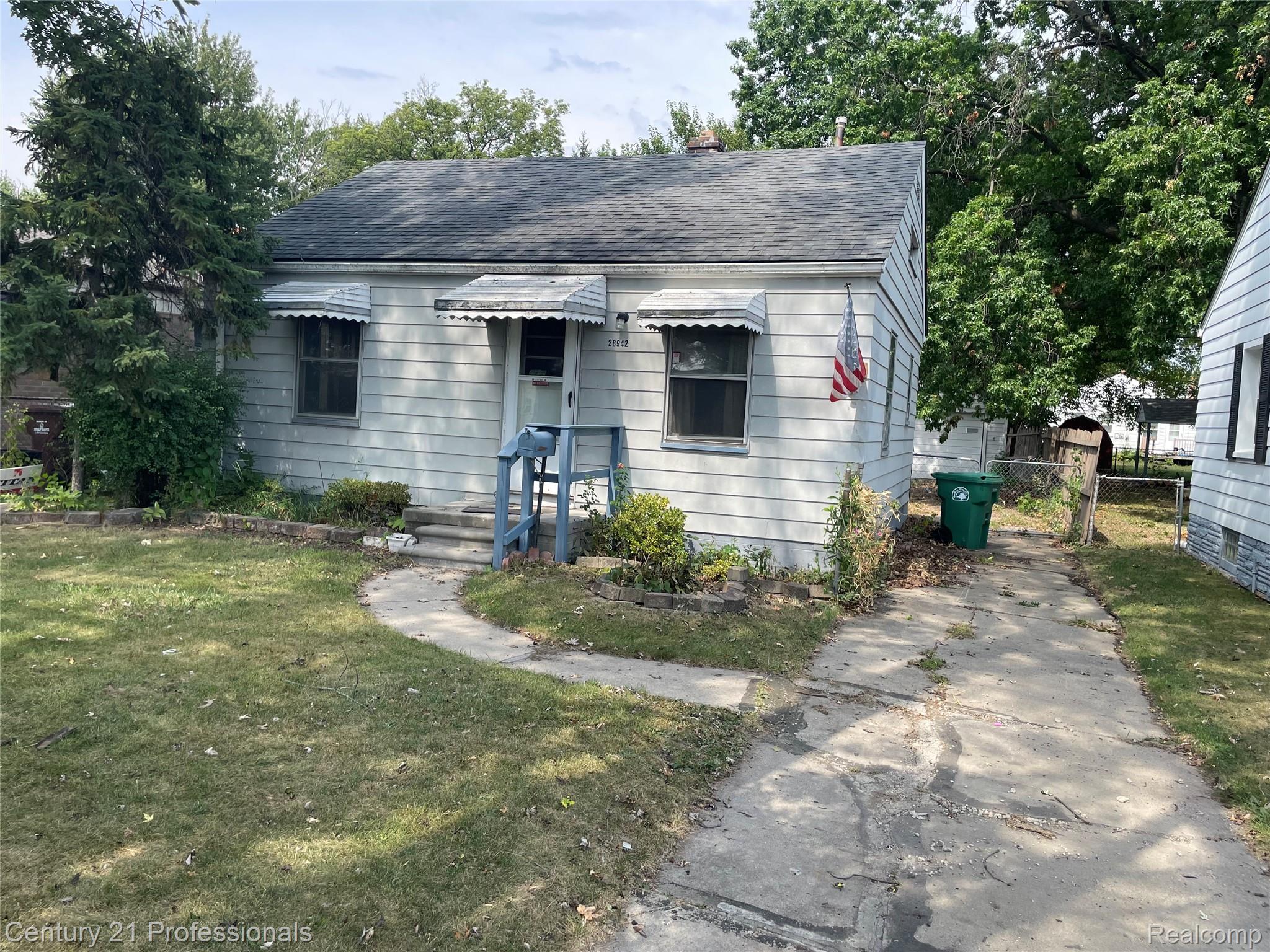 28942 Beechwood Street Property Photo 1