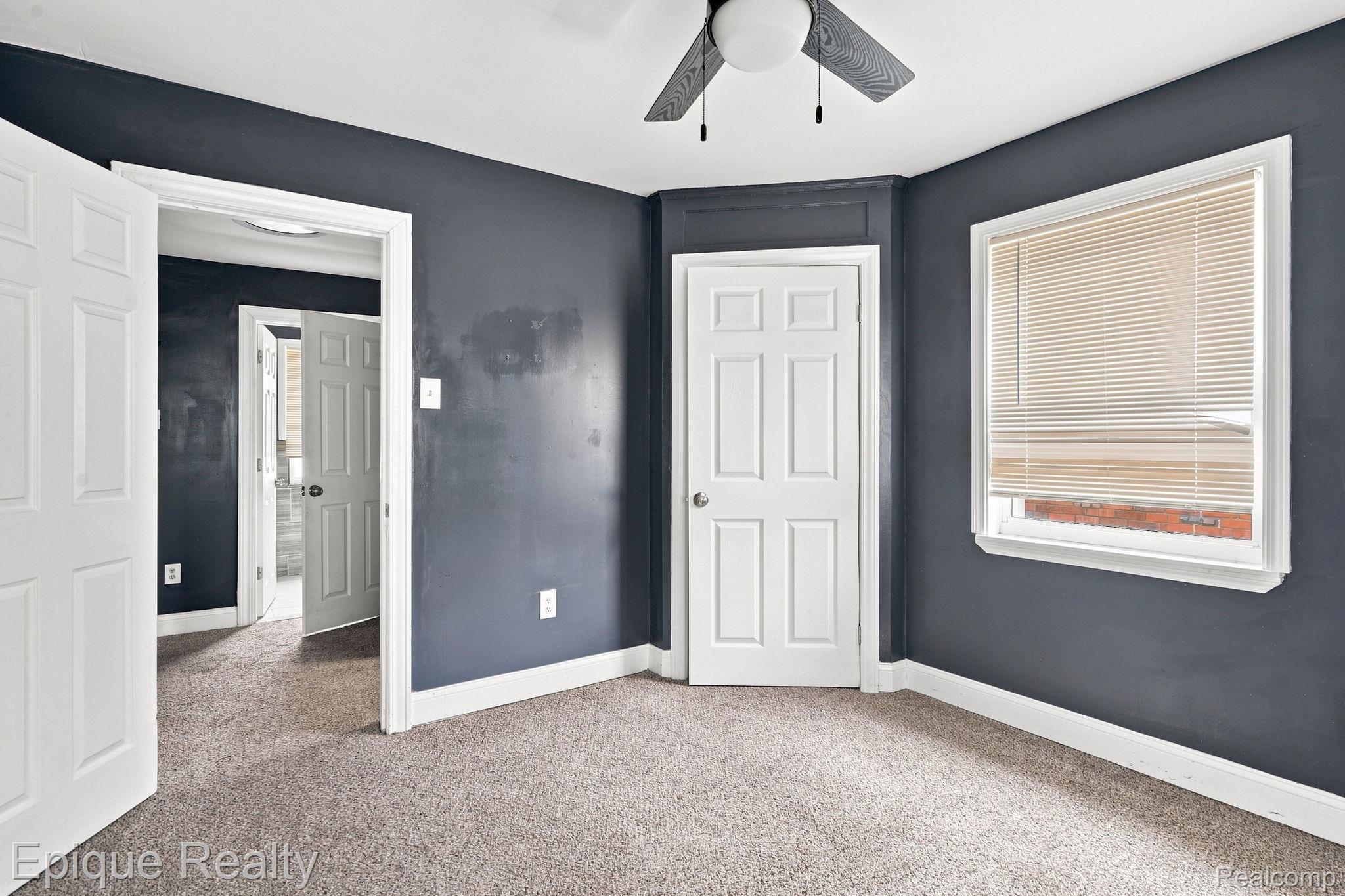 17377 Pennington Drive Property Photo 14