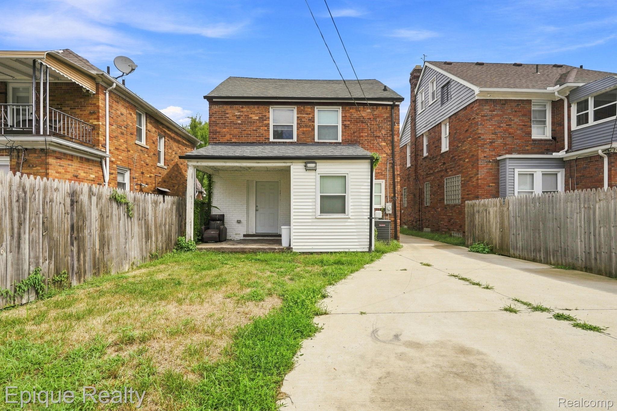 17377 Pennington Drive Property Photo 25