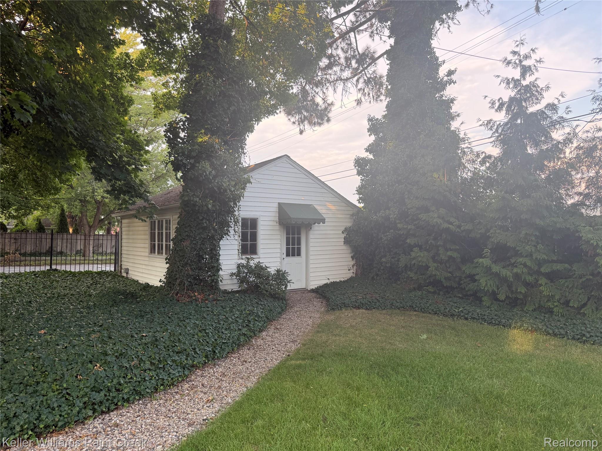 1405 Wellesley Drive Property Photo 41