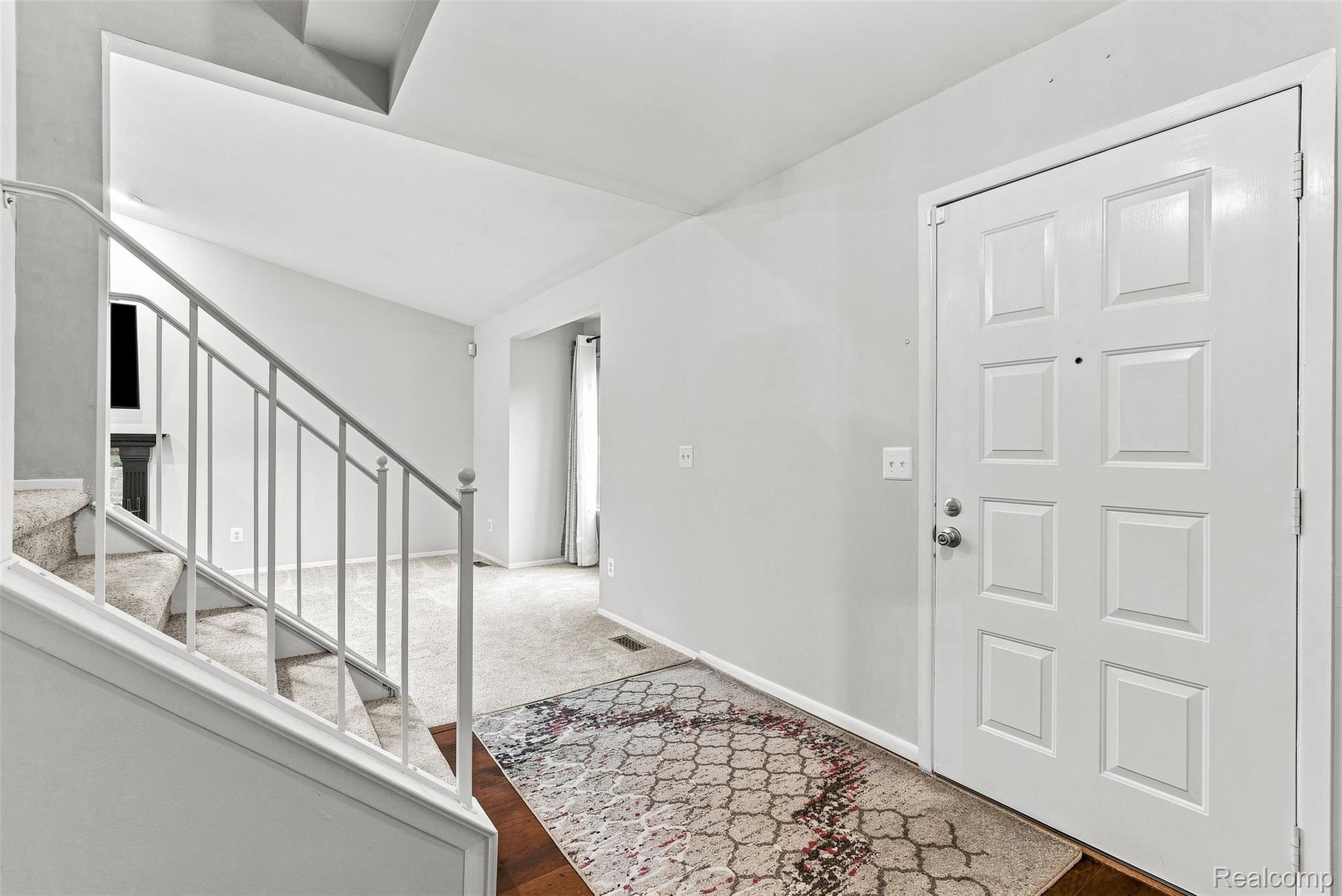 2326 Highsplint Drive Property Photo 8