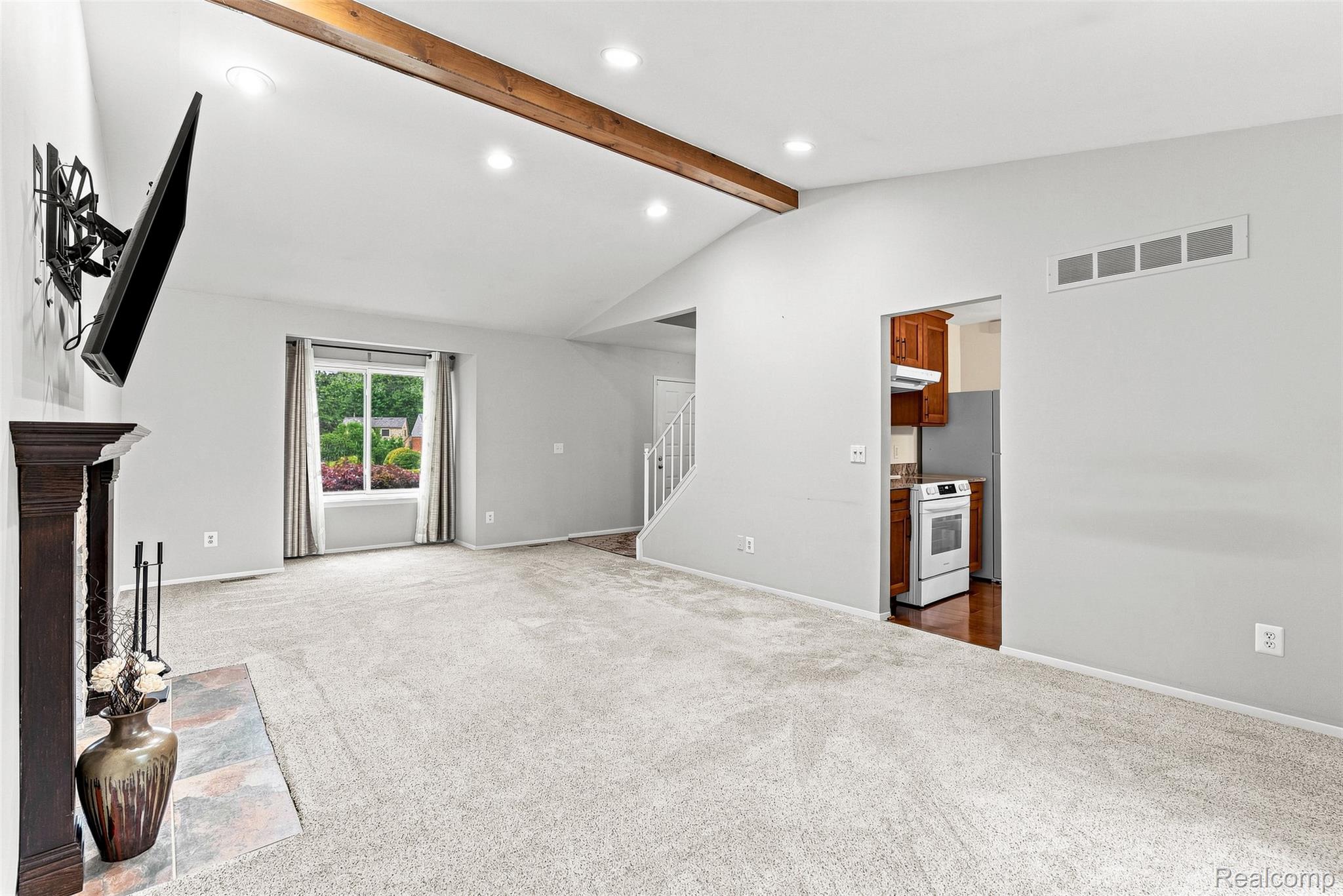 2326 Highsplint Drive Property Photo 10