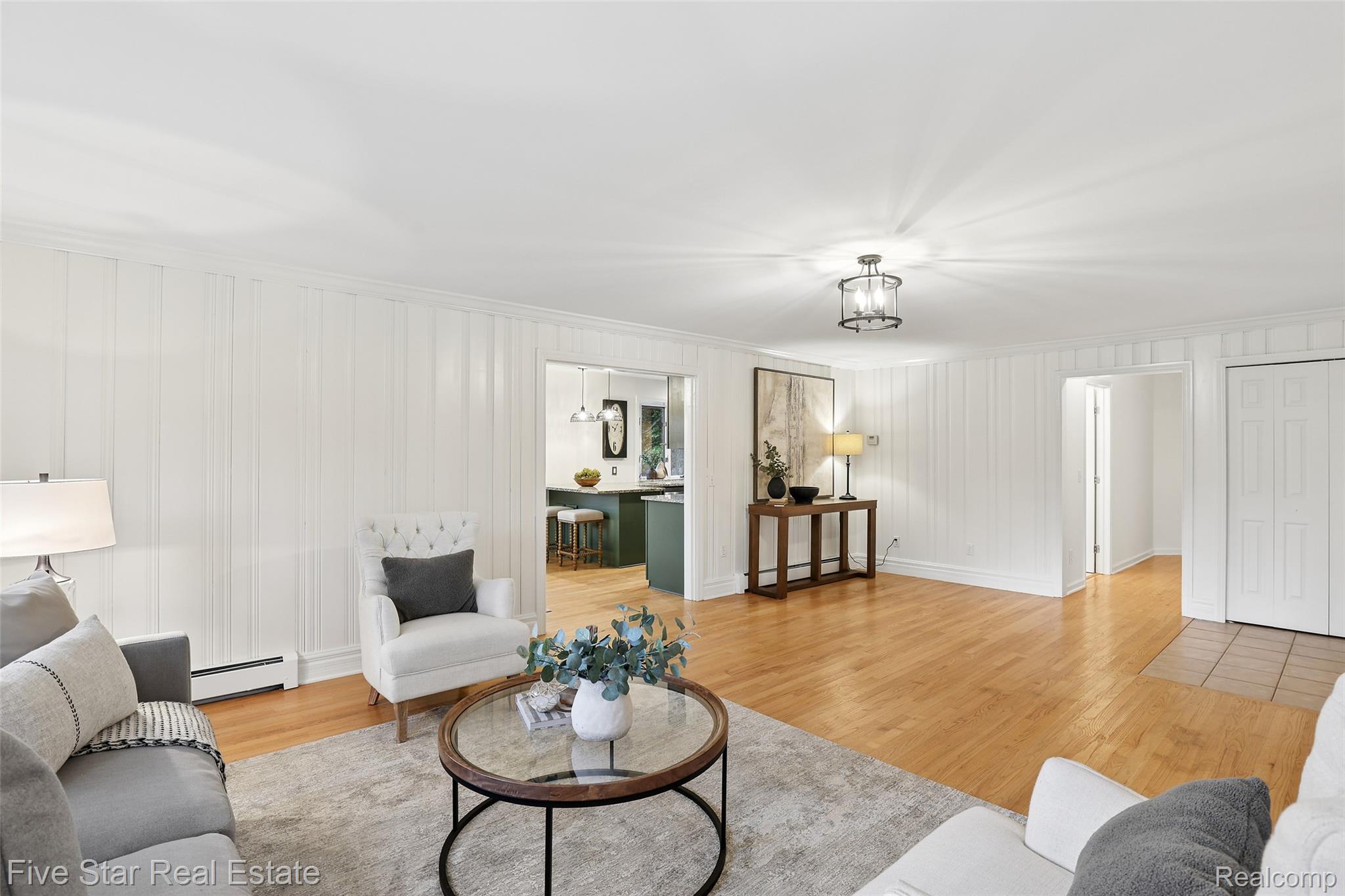9045 Commerce Road Property Photo 12