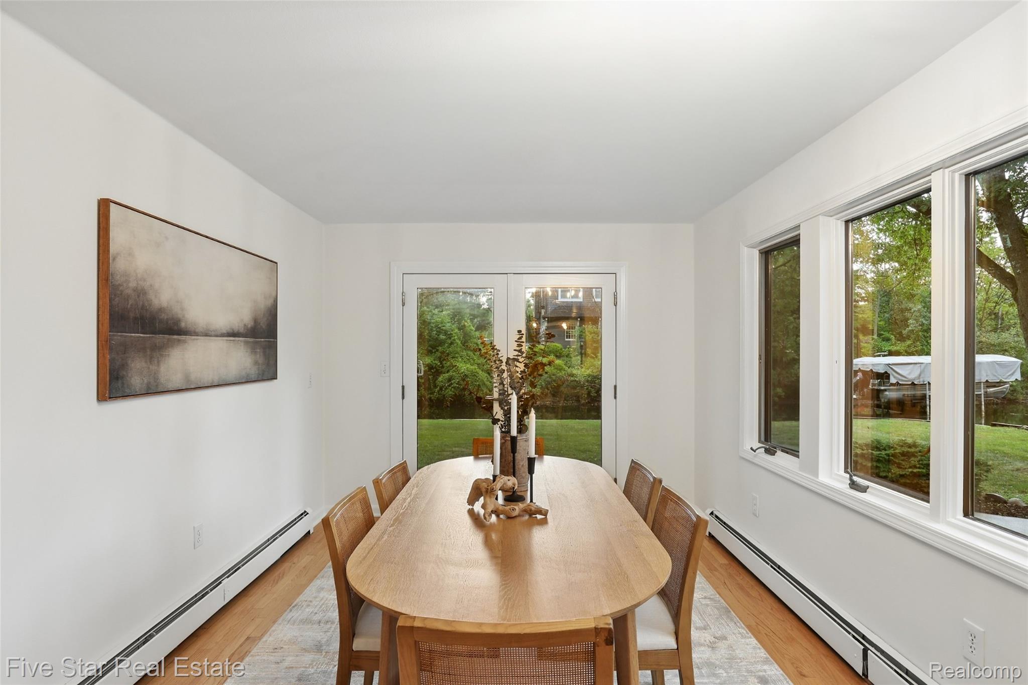 9045 Commerce Road Property Photo 14