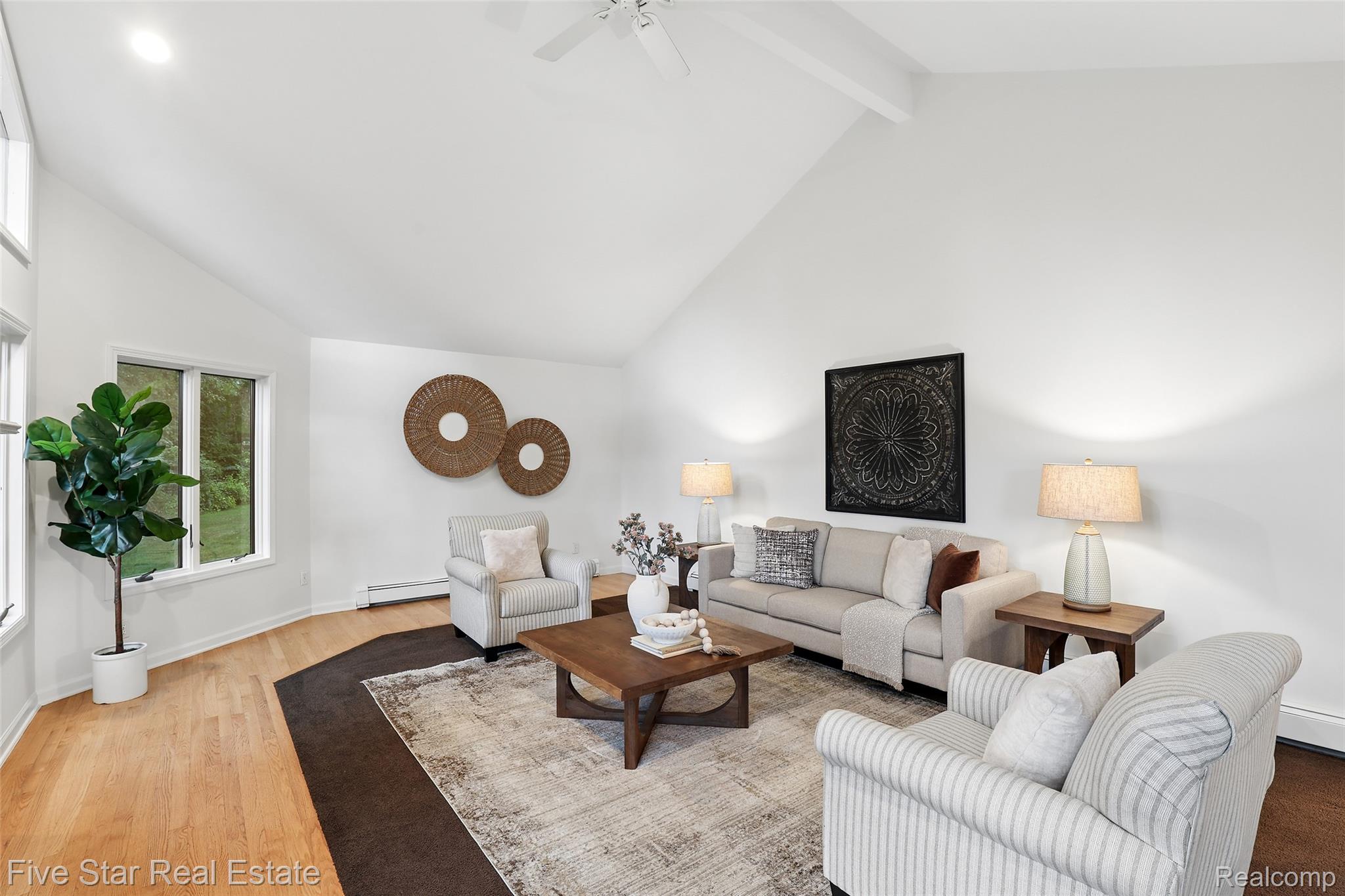 9045 Commerce Road Property Photo 26