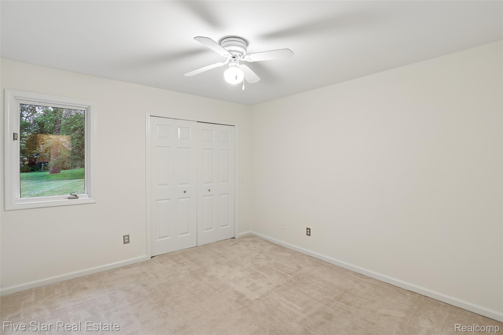 9045 Commerce Road Property Photo 37