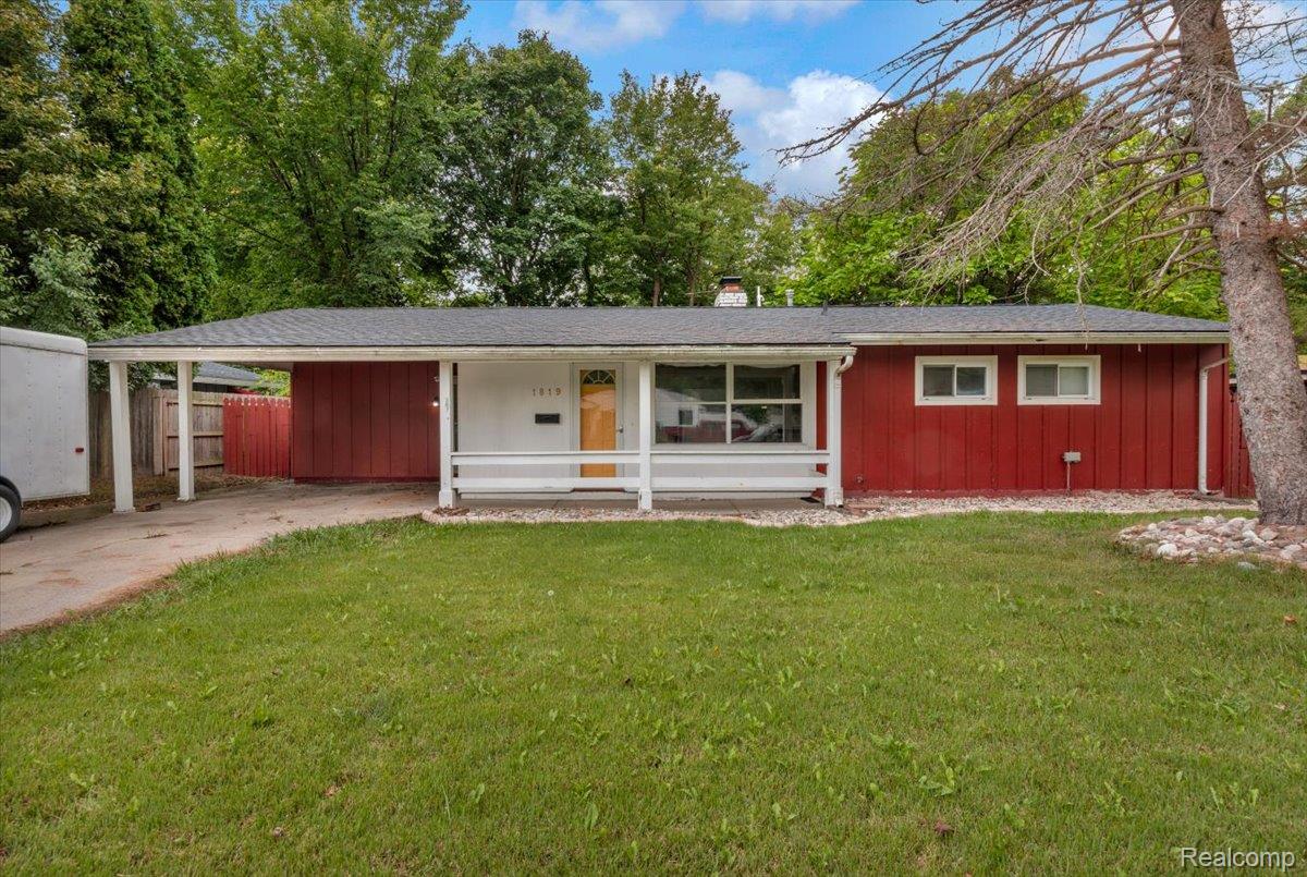 1819 Carmanbrook Parkway Property Photo 2