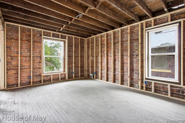 676 Atkinson Street Property Photo 9
