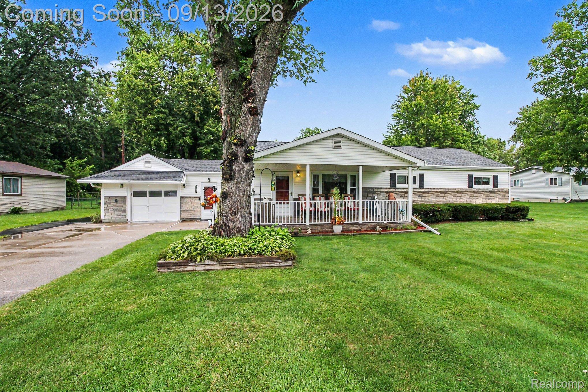 7121 E Carpenter Road Property Photo 1
