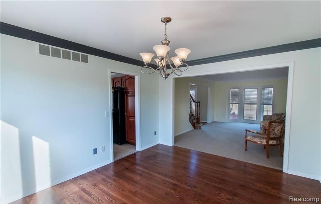 46793 Springwood Drive Property Photo 11