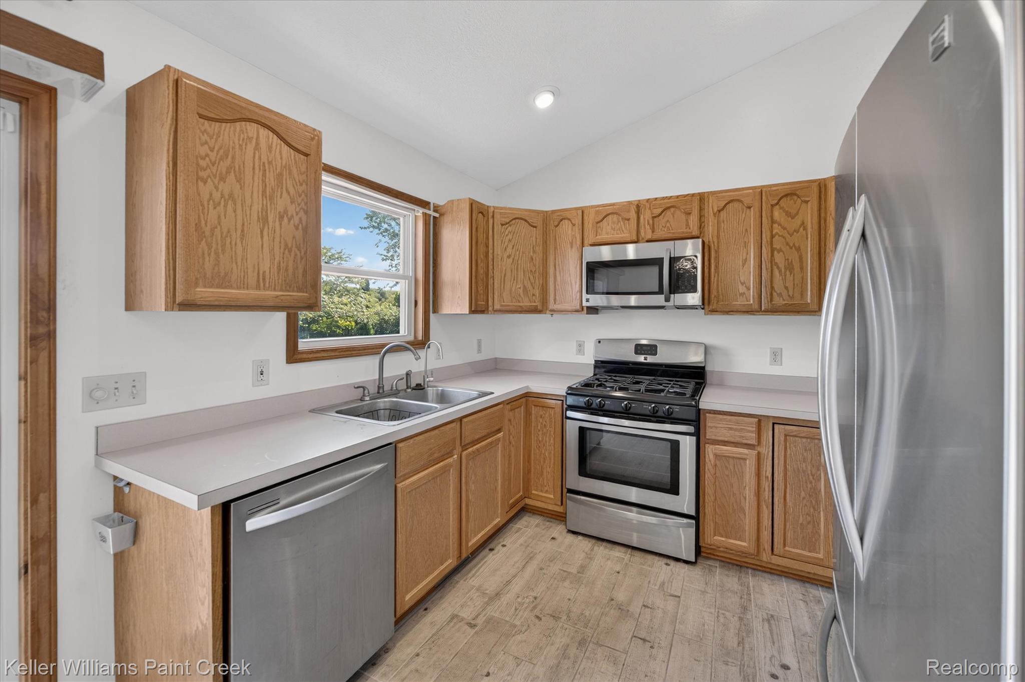 9045 Lemon Road Property Photo 15