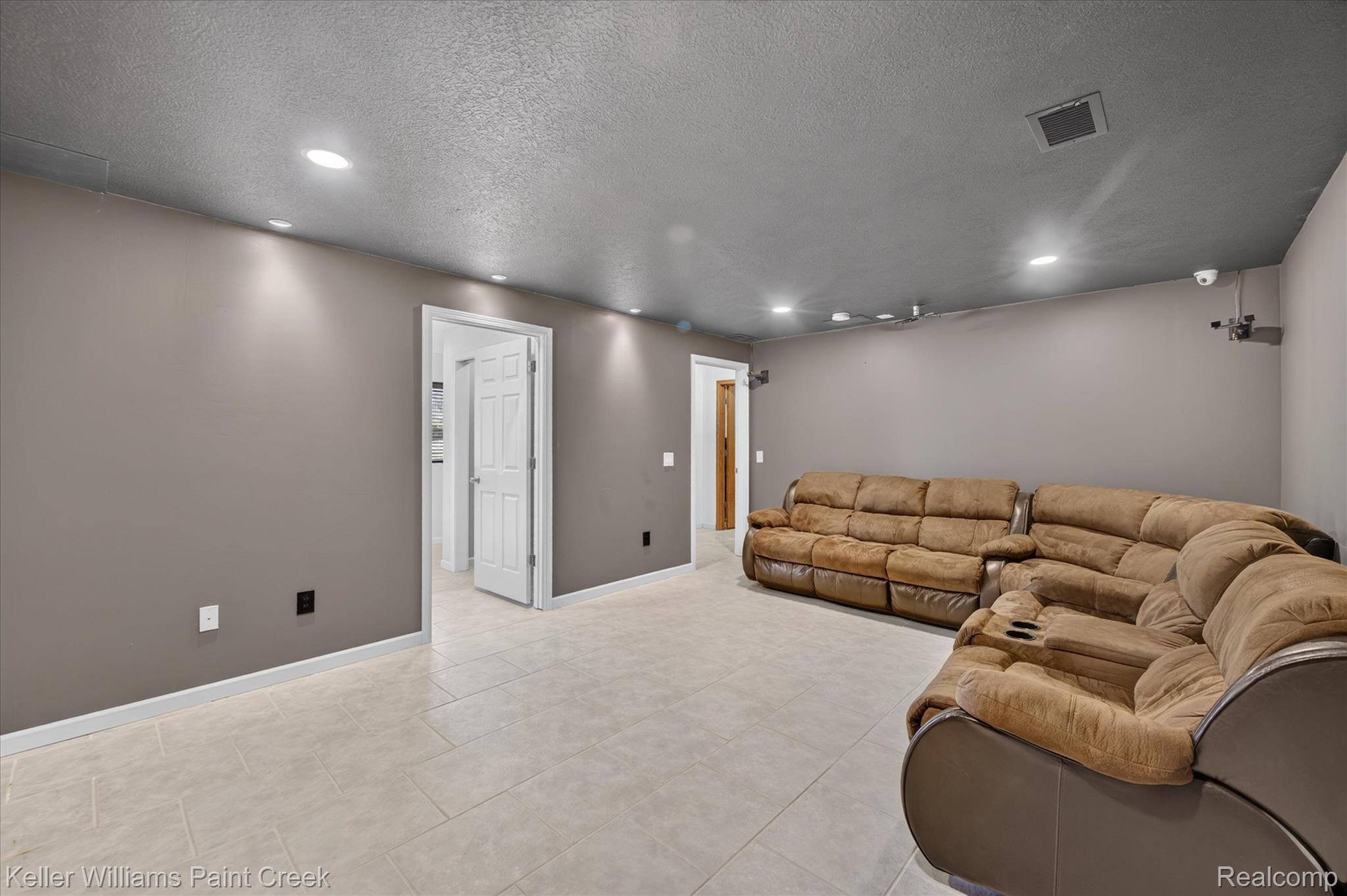 9045 Lemon Road Property Photo 30
