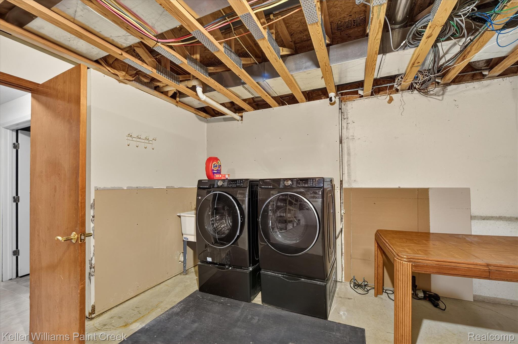 9045 Lemon Road Property Photo 35