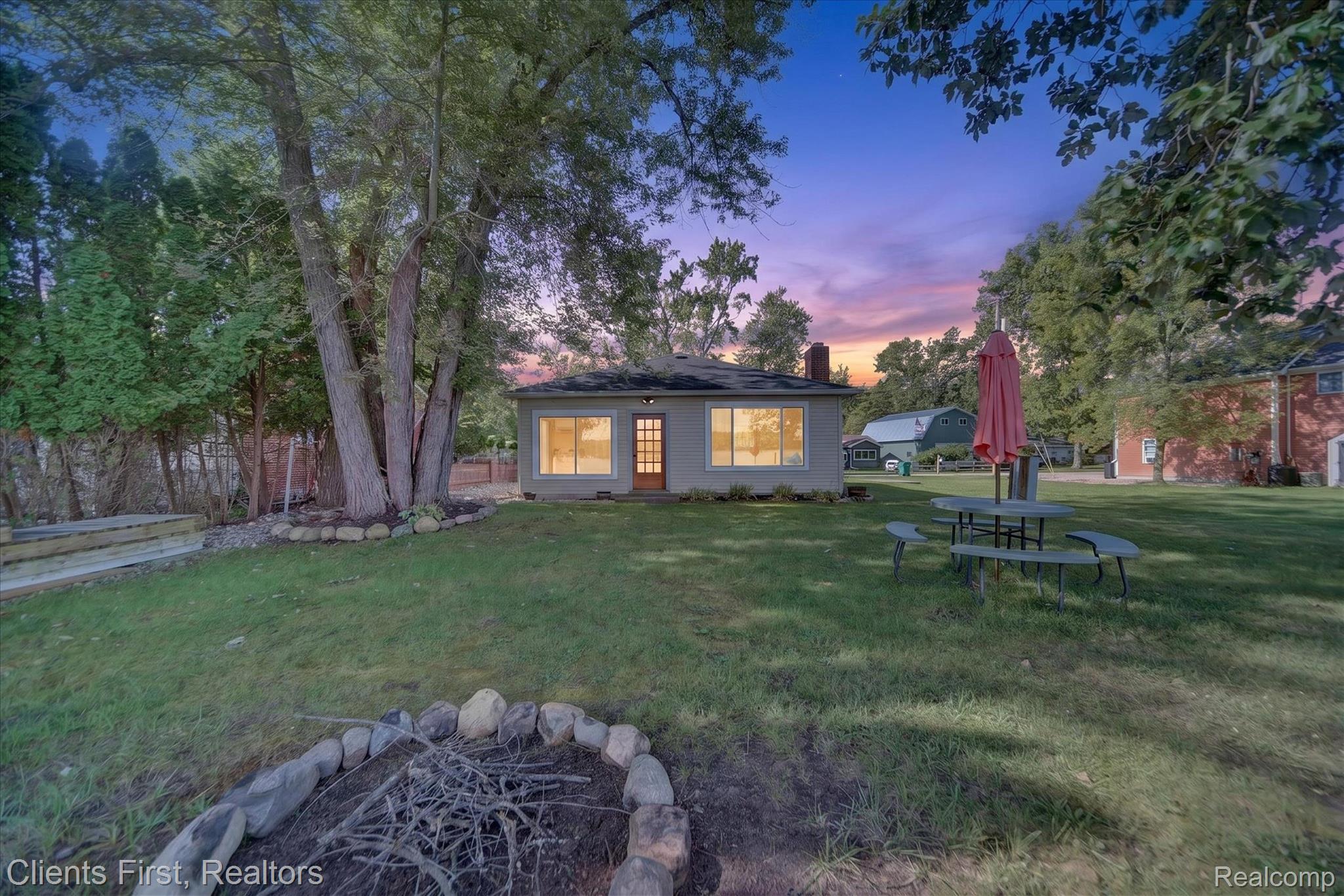 14344 Edgewater Drive Property Photo 1