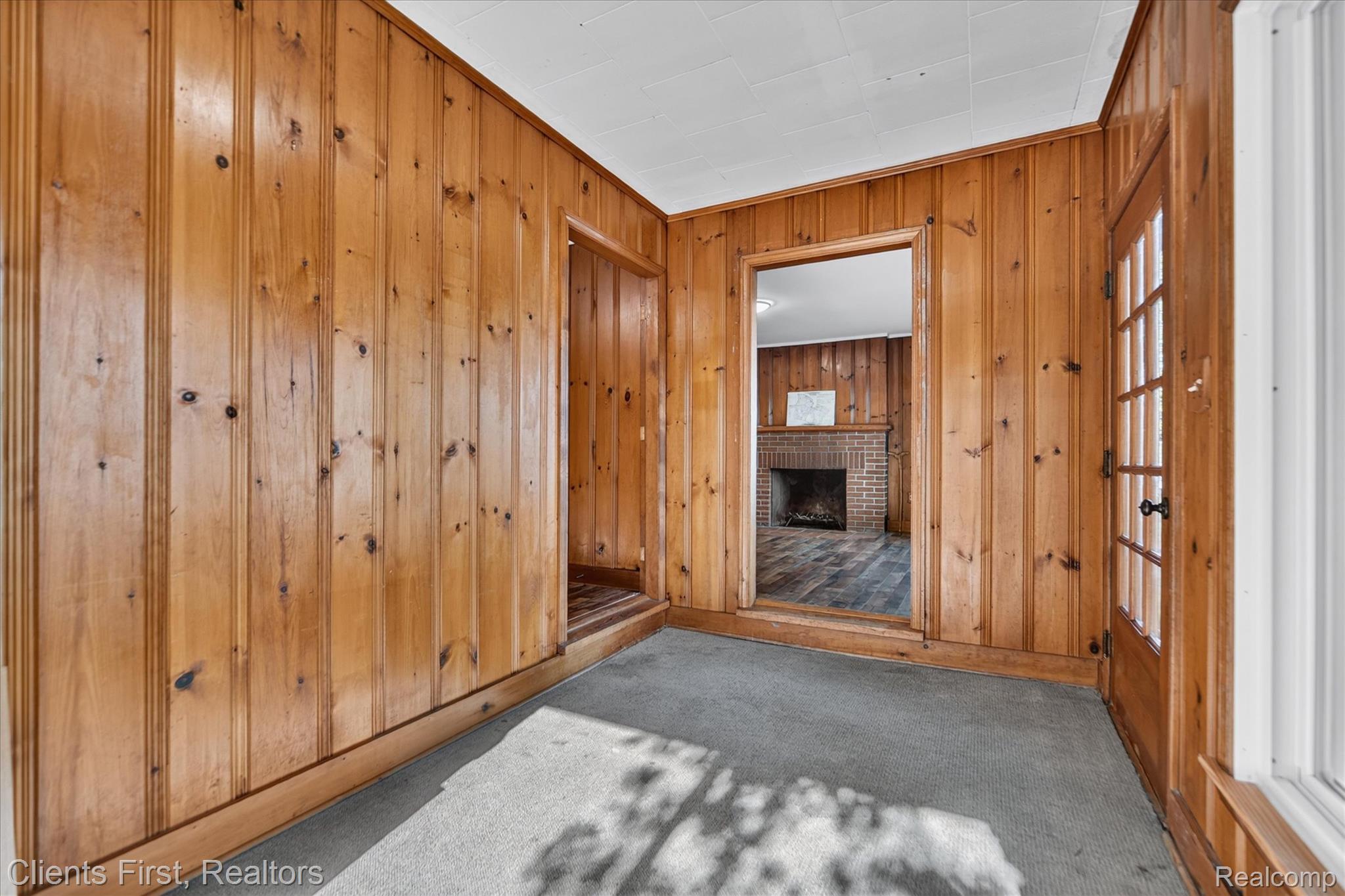 14344 Edgewater Drive Property Photo 8