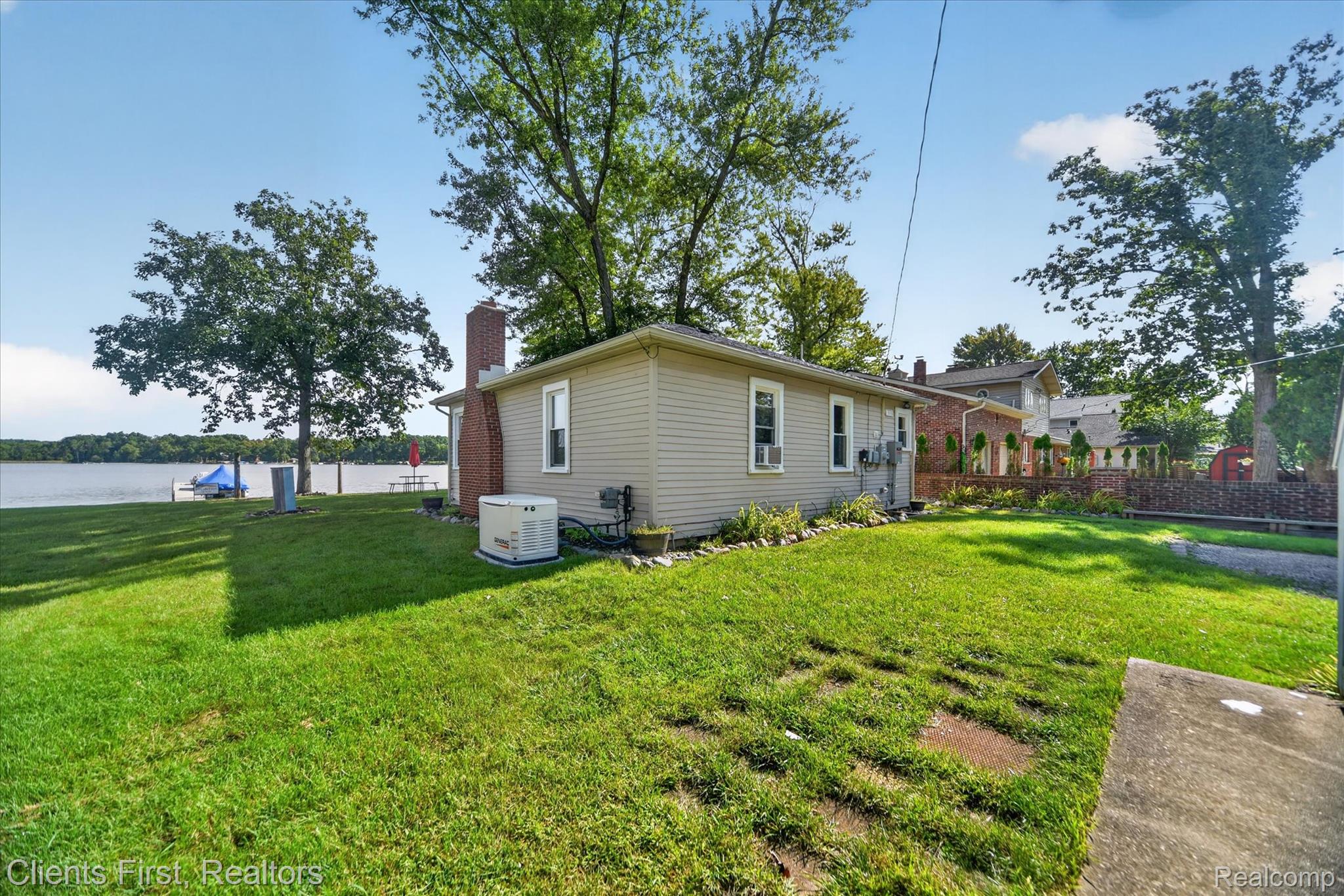 14344 Edgewater Drive Property Photo 22