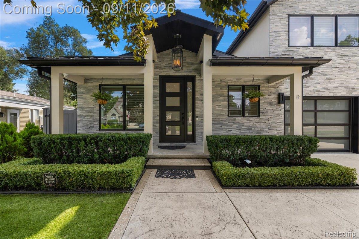 523 Renshaw Street Property Photo 2