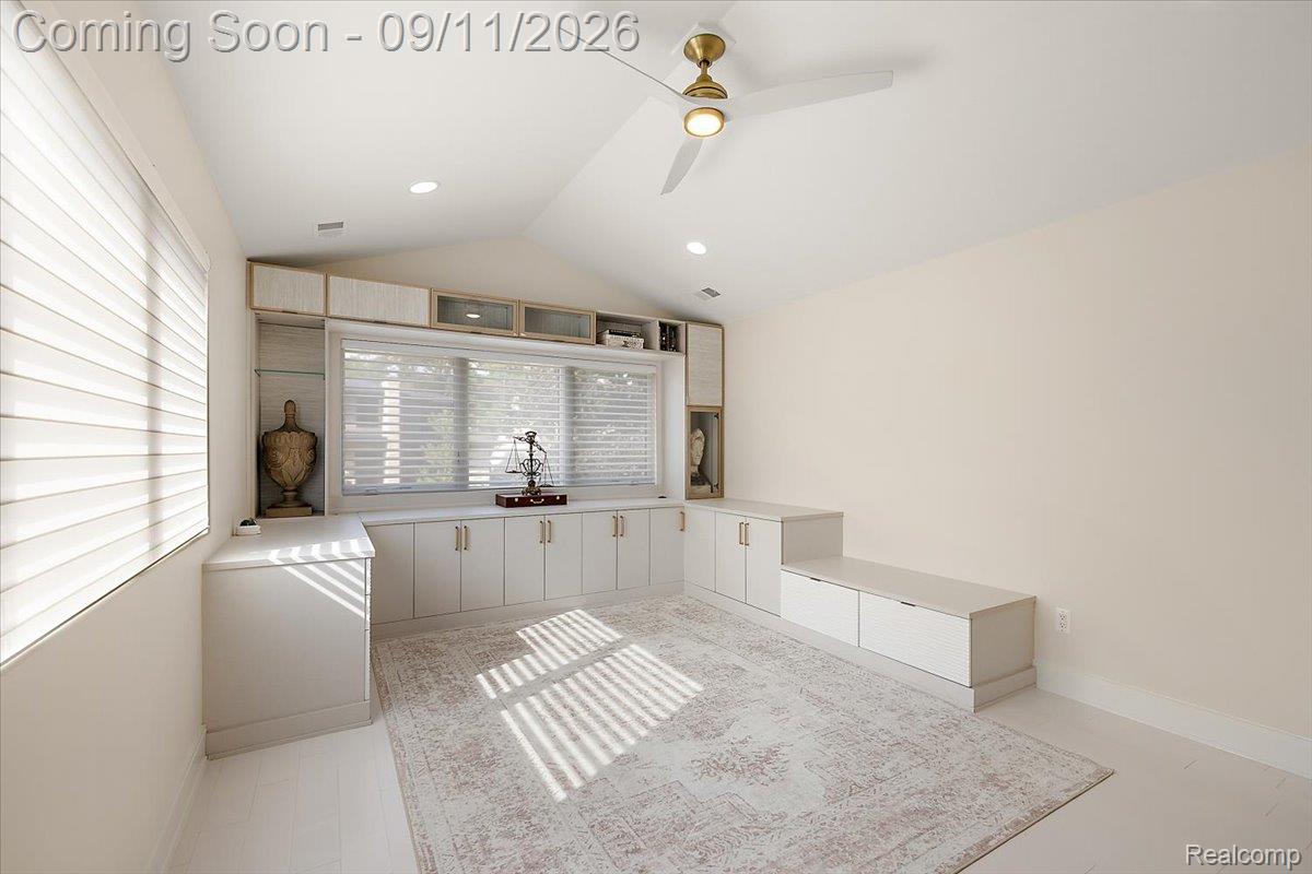 523 Renshaw Street Property Photo 18