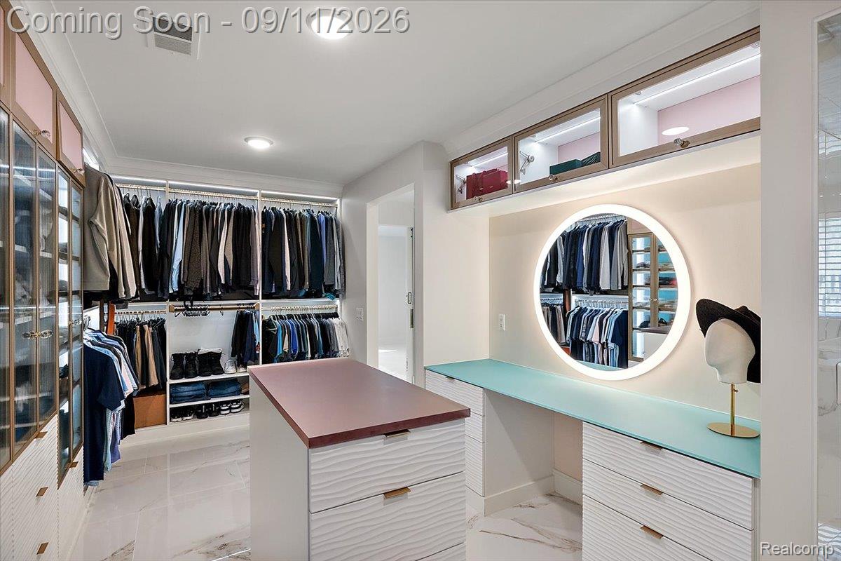 523 Renshaw Street Property Photo 26