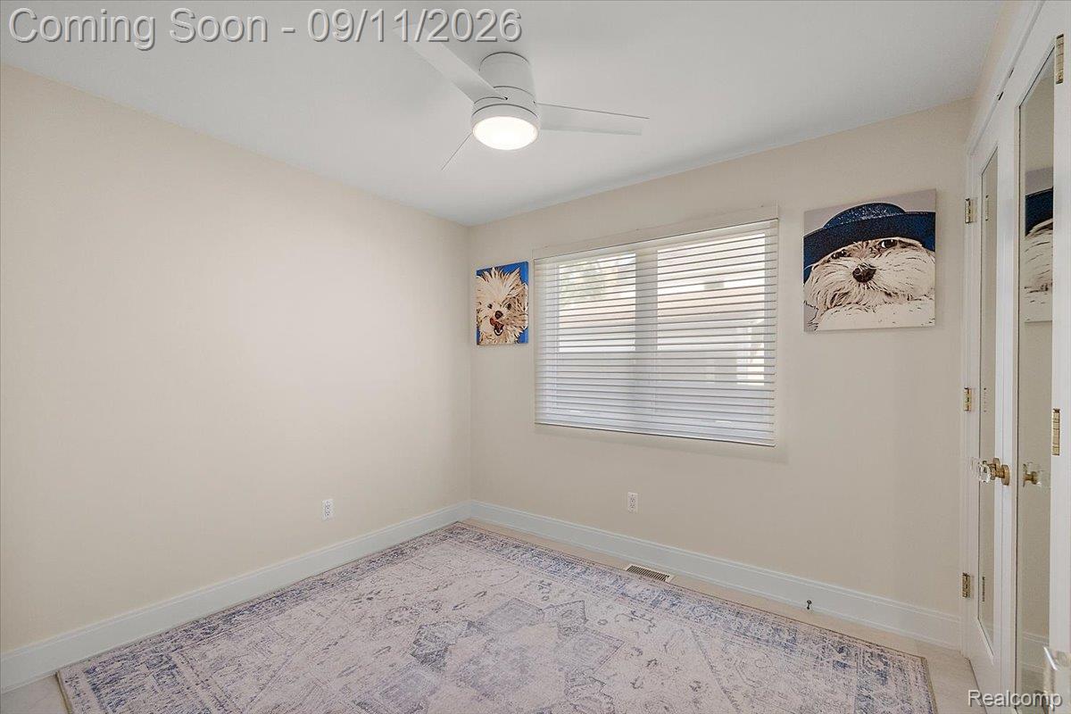 523 Renshaw Street Property Photo 36