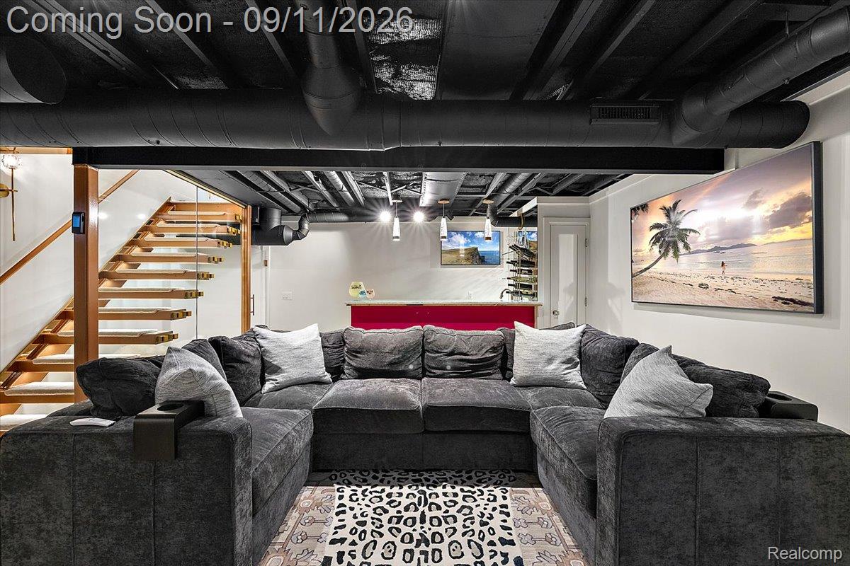 523 Renshaw Street Property Photo 50