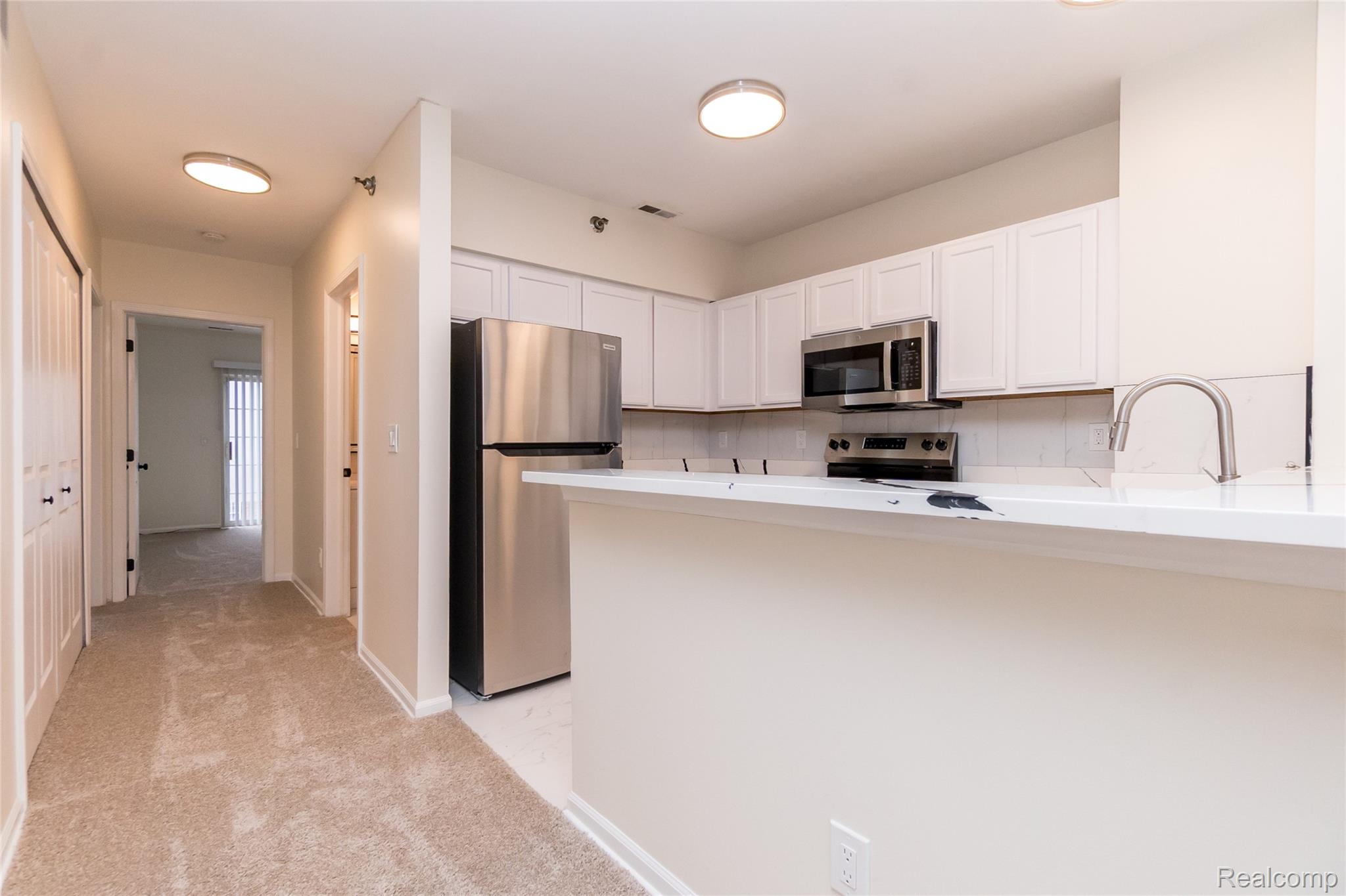 25540 Saint James Property Photo 9