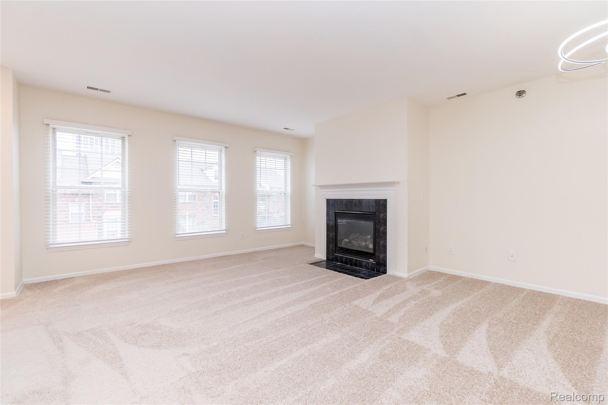 25540 Saint James Property Photo 13