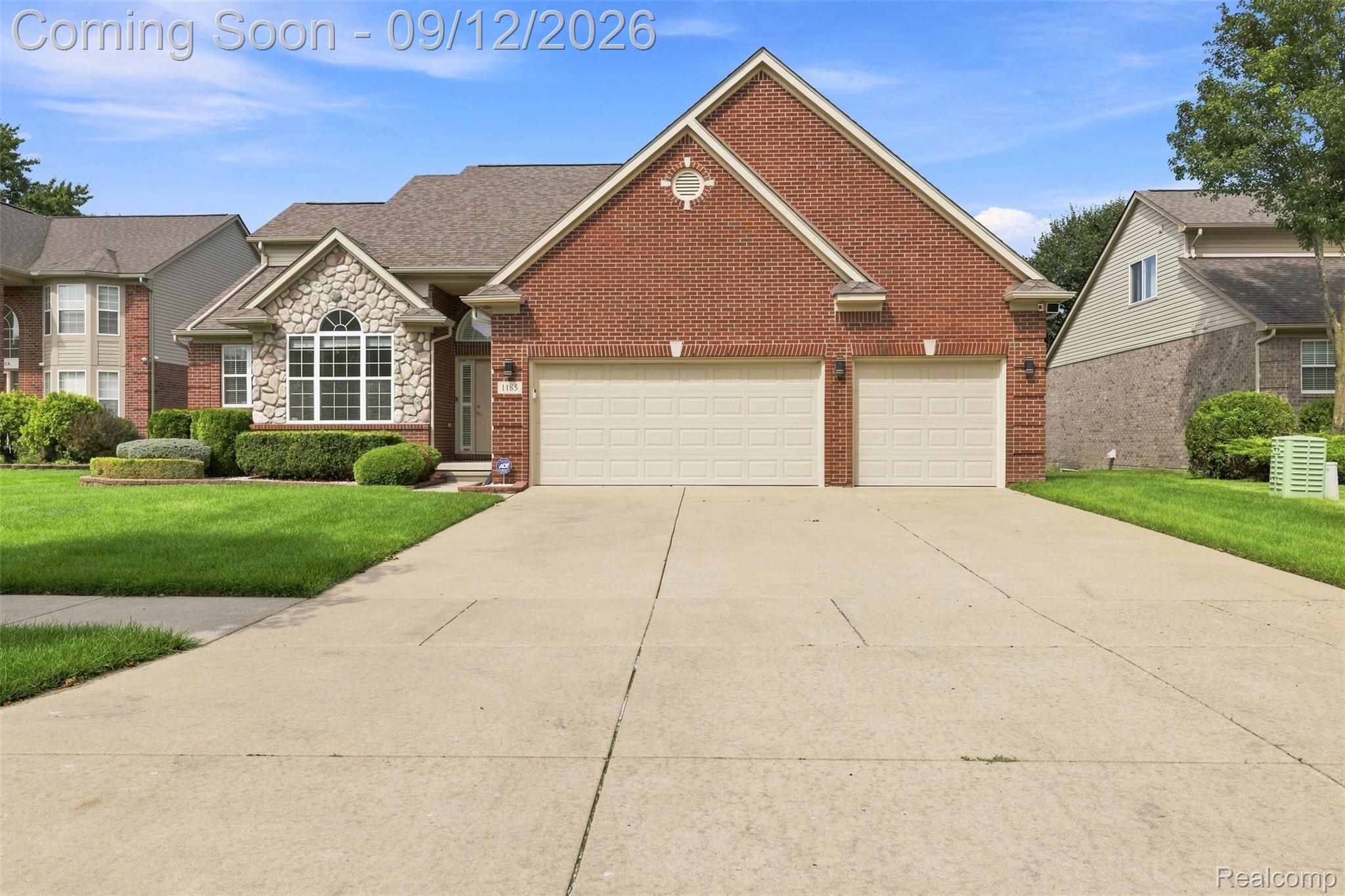1185 Cambria Drive Property Photo 1