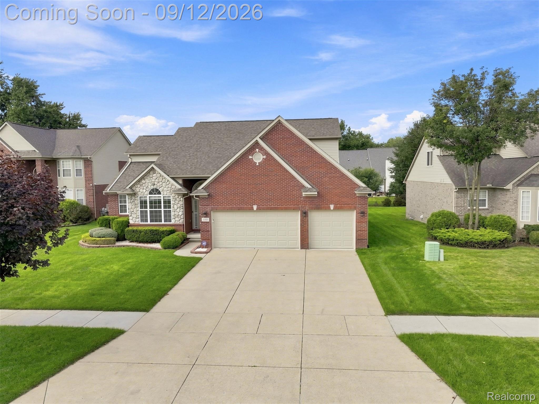 1185 Cambria Drive Property Photo 7