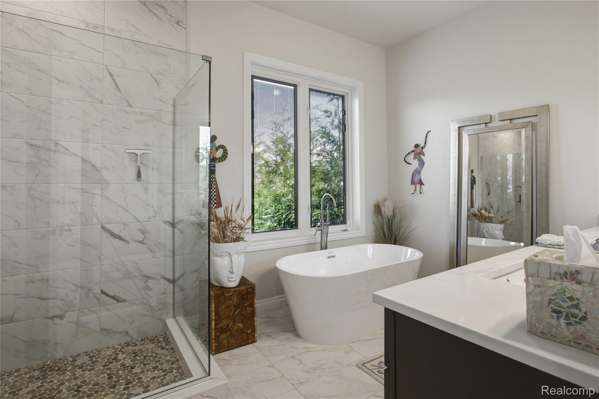 850 Marlayna Drive Property Photo 34