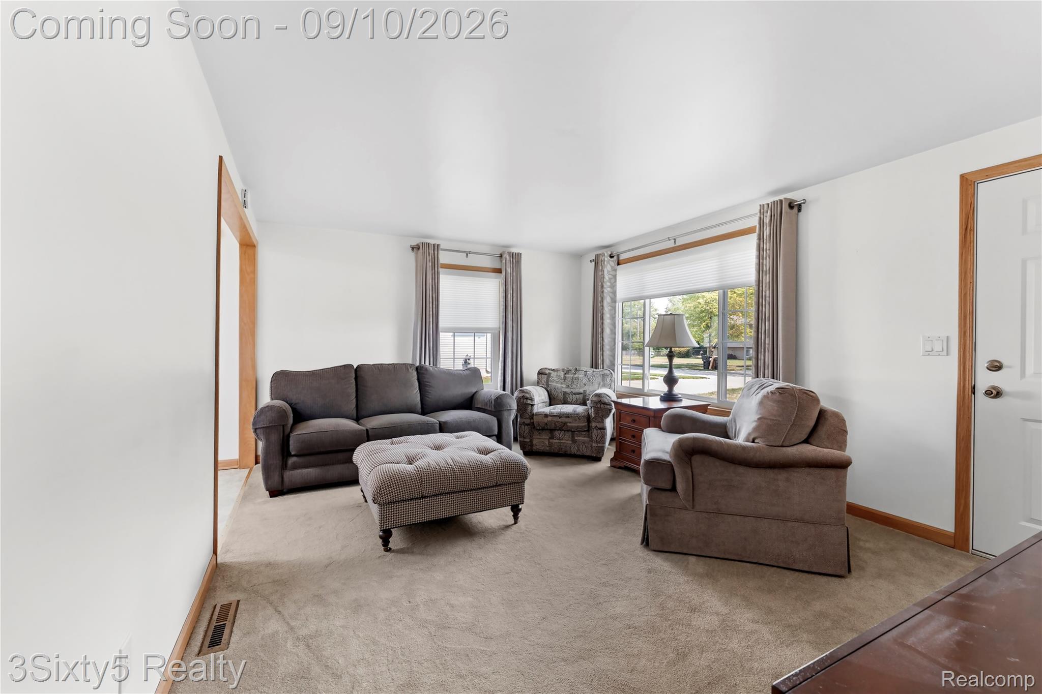 25674 Maywood Street Property Photo 9