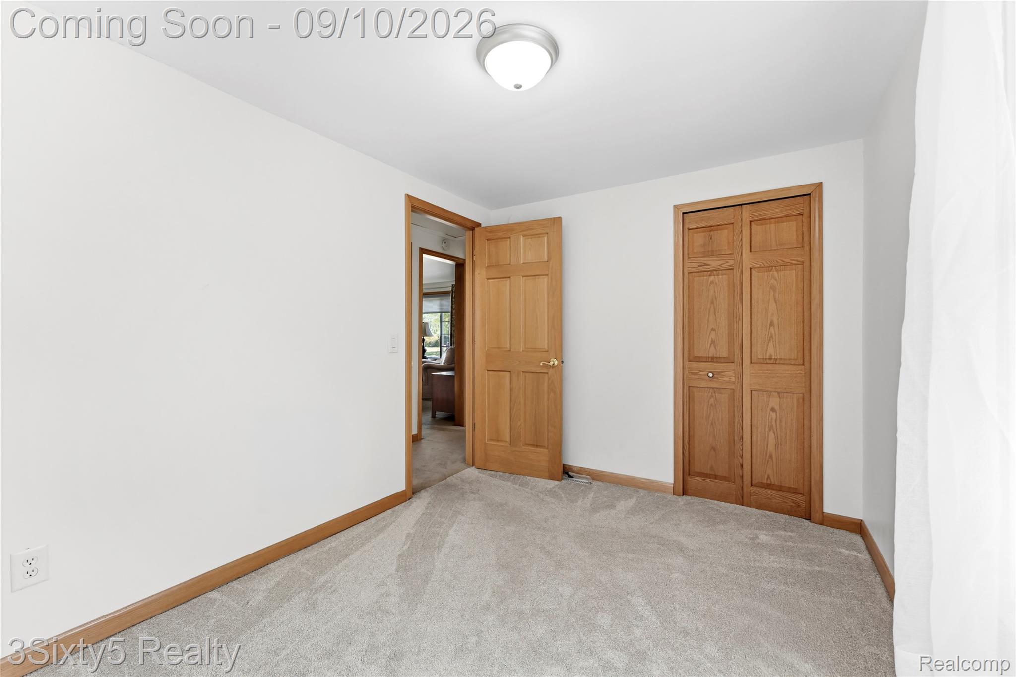 25674 Maywood Street Property Photo 13