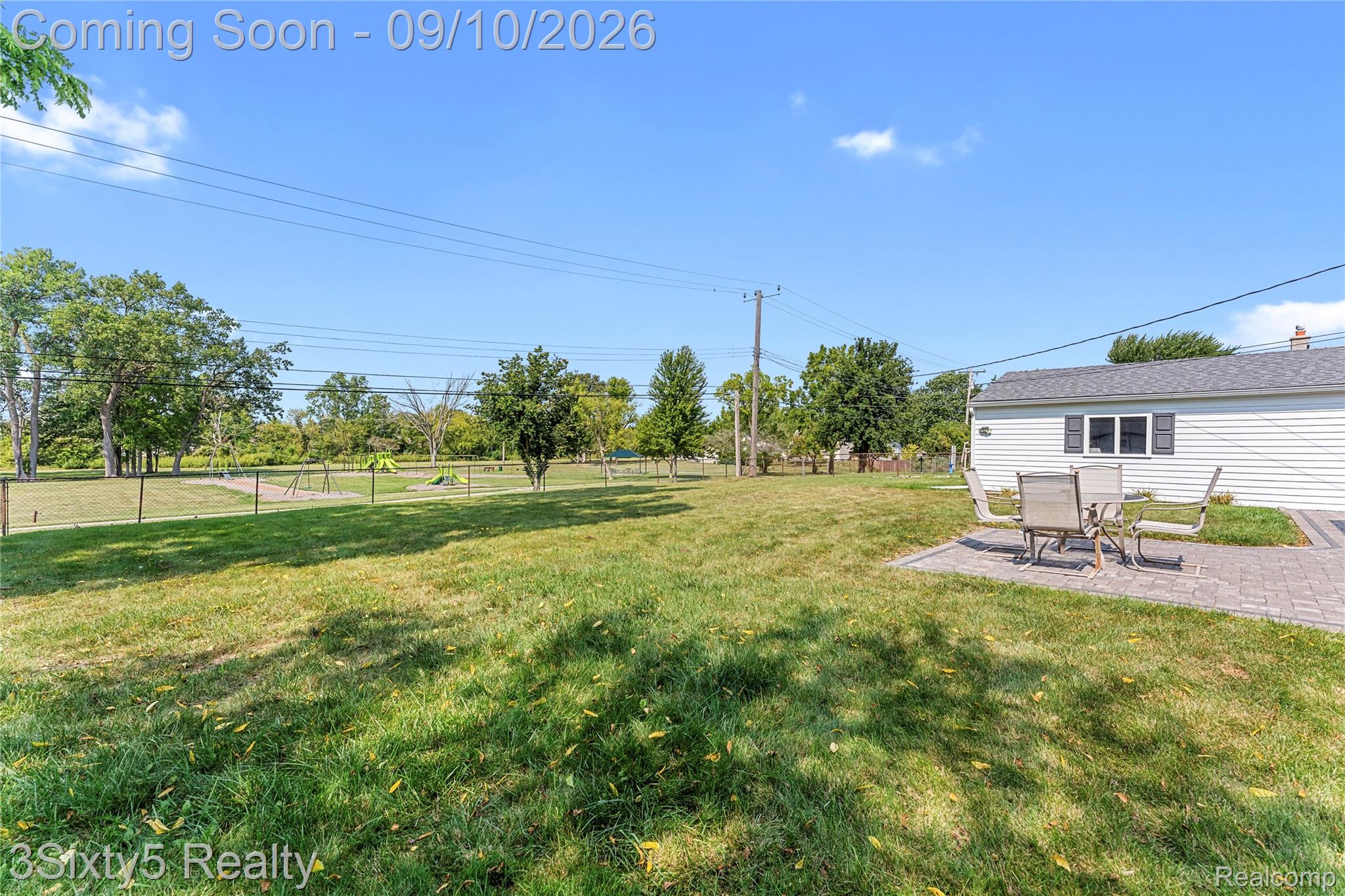 25674 Maywood Street Property Photo 17
