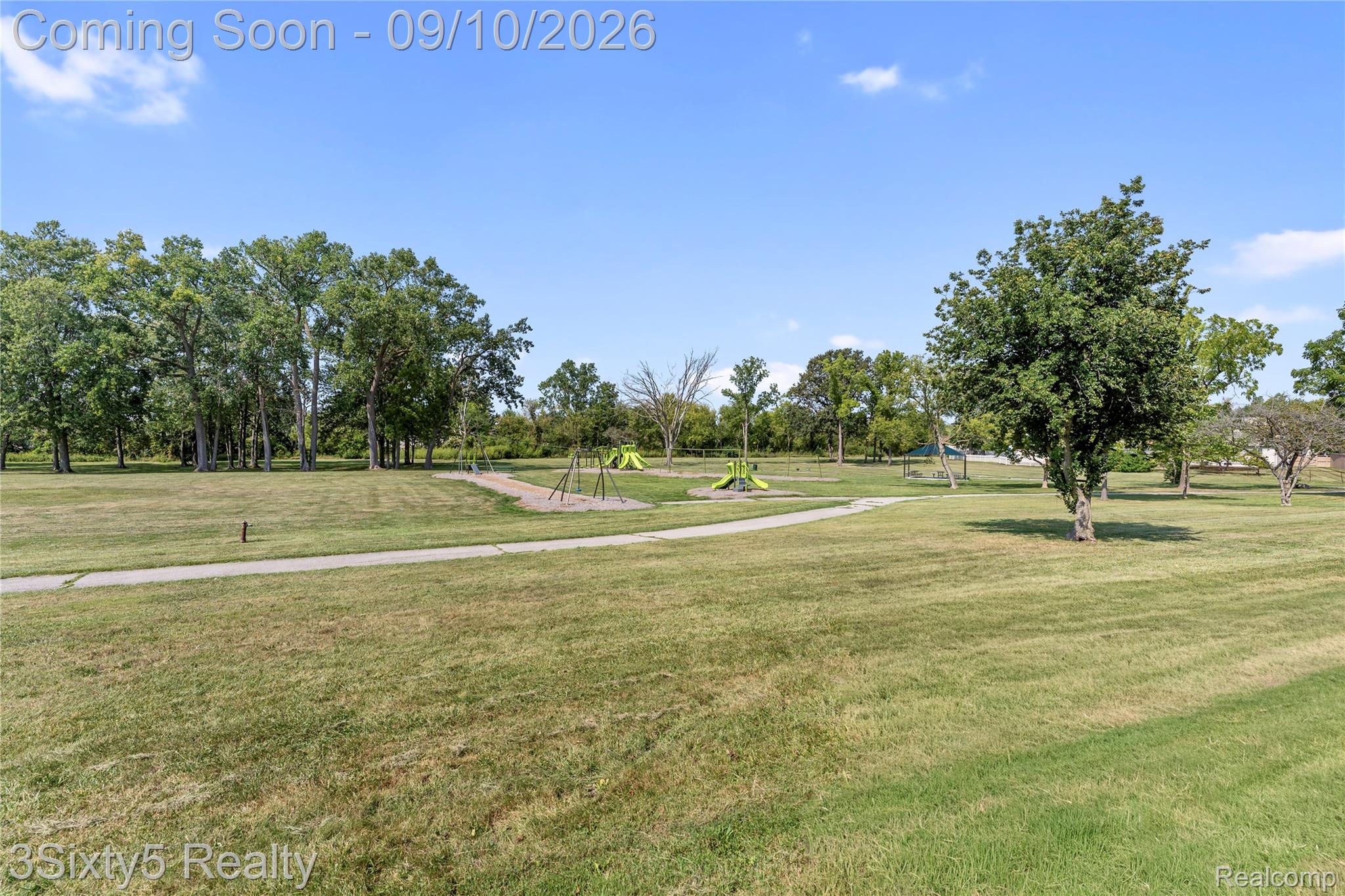 25674 Maywood Street Property Photo 21