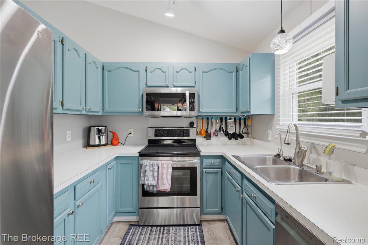 11282 Silver Lake Road Property Photo 9