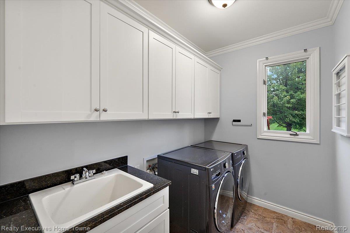 2919 Addison Circle Property Photo 29