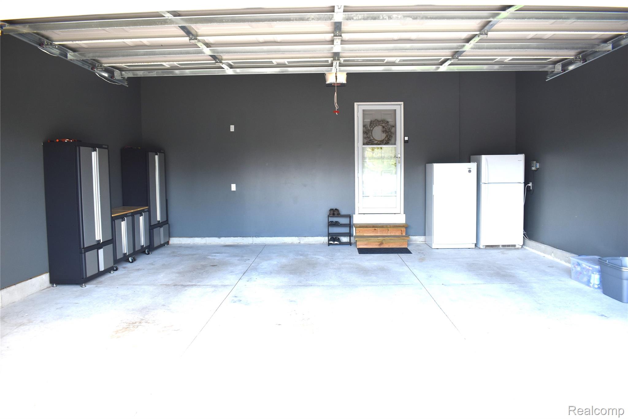 1281 Cambridge Circle Property Photo 10
