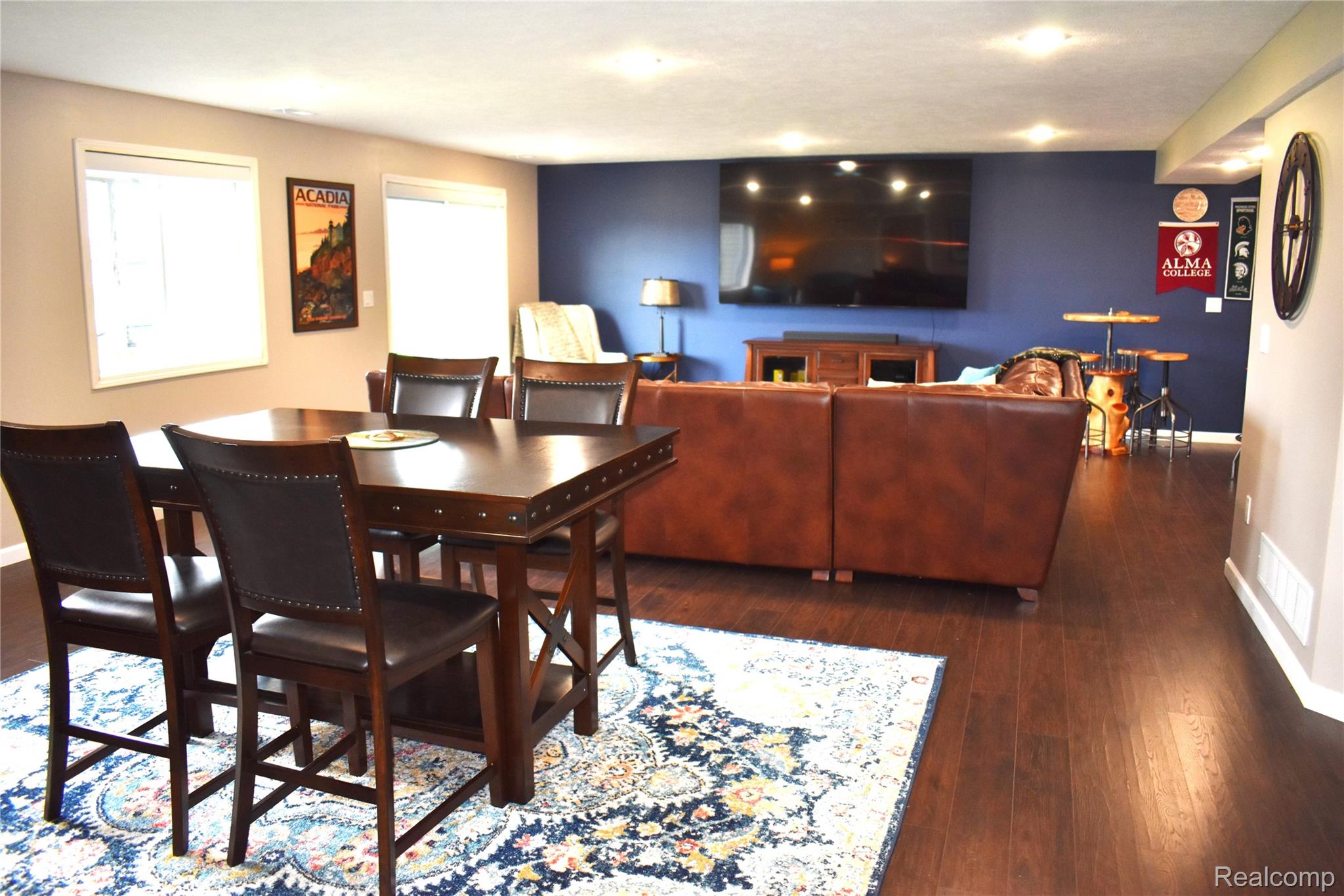 1281 Cambridge Circle Property Photo 43