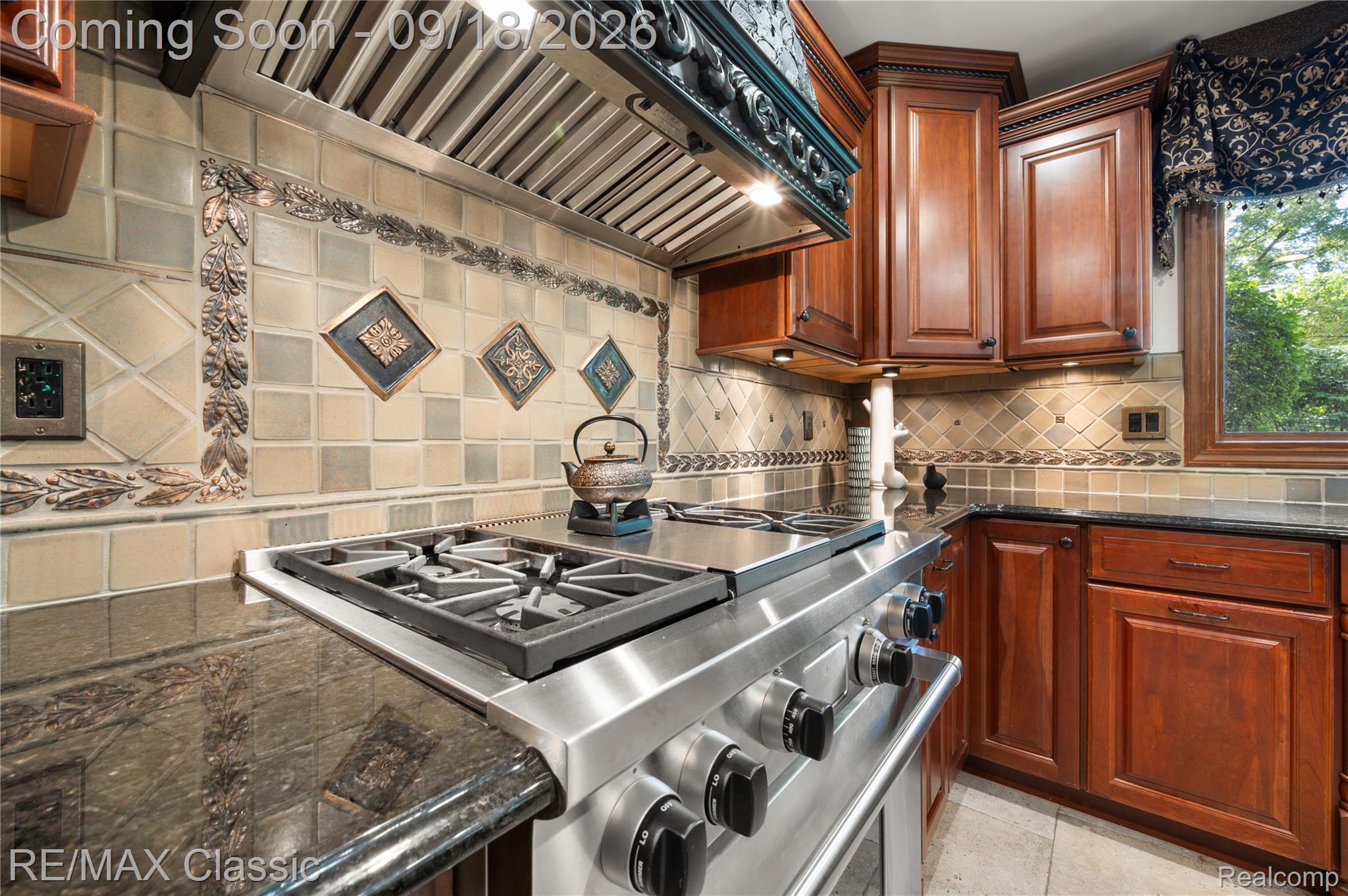 2899 Current Drive Property Photo 6
