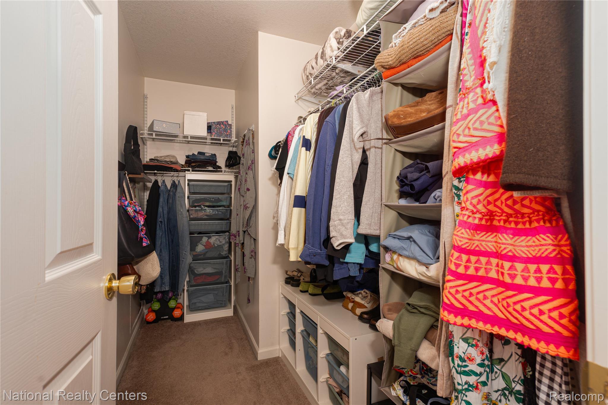 8515 Hawthorn Hill Property Photo 19