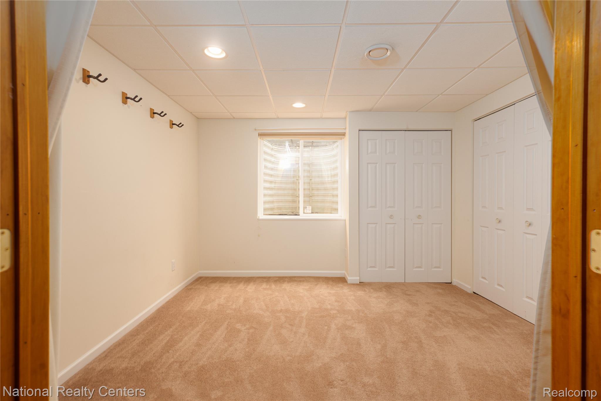 8515 Hawthorn Hill Property Photo 30