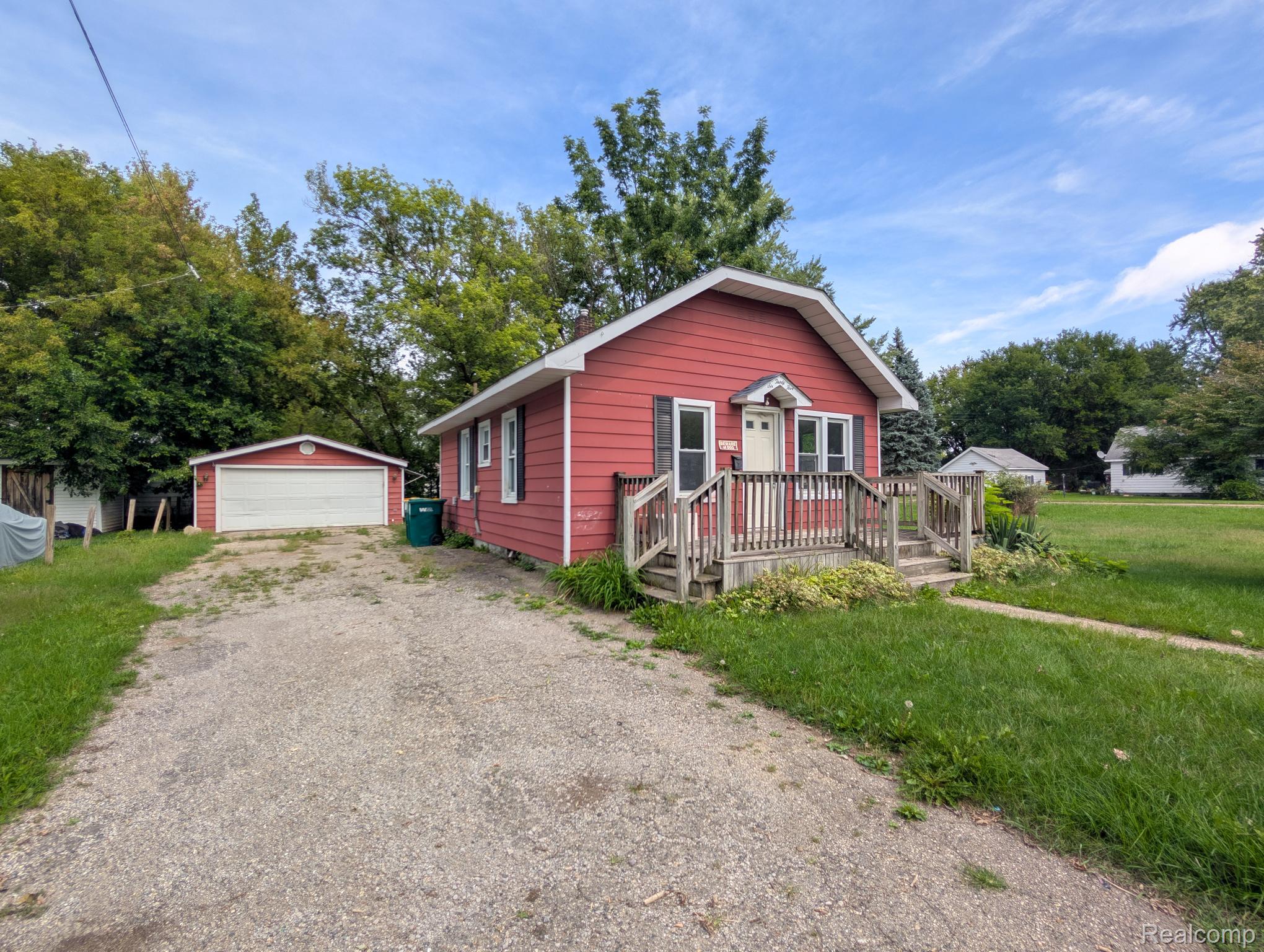 635 Spruce Street Property Photo 1