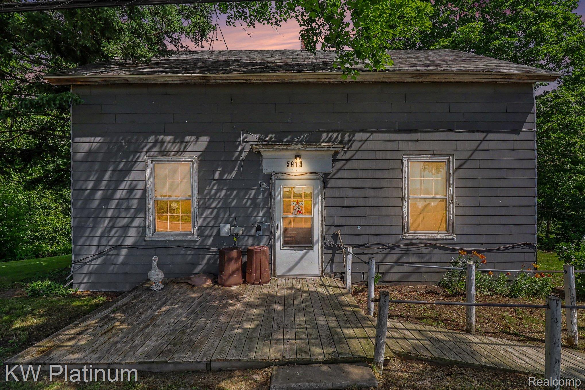 5918 Jeddo Road Property Photo 1