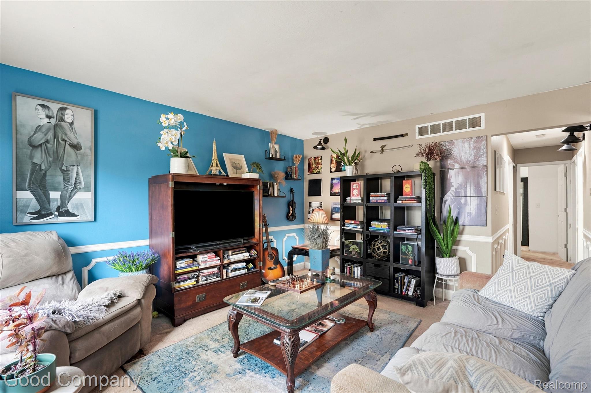 321 Manatee Avenue Property Photo 3
